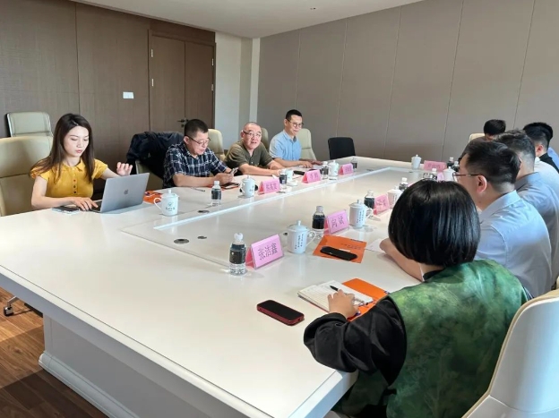 CFAC美院基地 清華大學(xué)美術學(xué)院與省數文集團、市城投集團強強聯手共繪文化創新新篇章